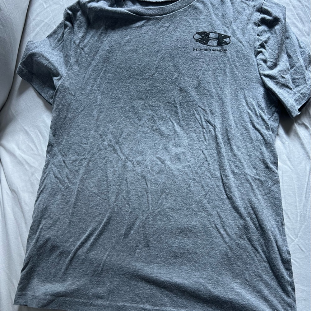 Boy’s Under Amour Tee Shirts